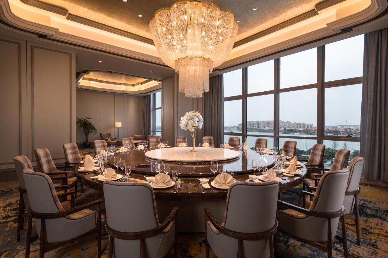Отель Wyndham Grand Suzhou Fenhu Xinta Экстерьер фото