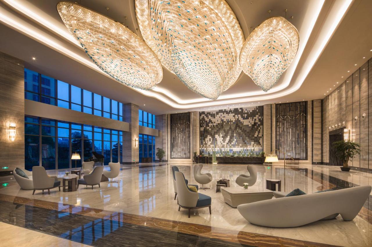 Отель Wyndham Grand Suzhou Fenhu Xinta Экстерьер фото