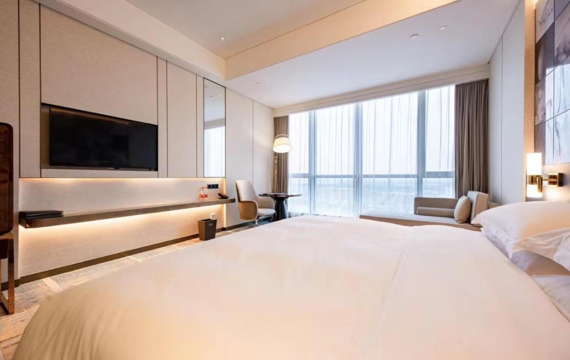 Отель Wyndham Grand Suzhou Fenhu Xinta Экстерьер фото